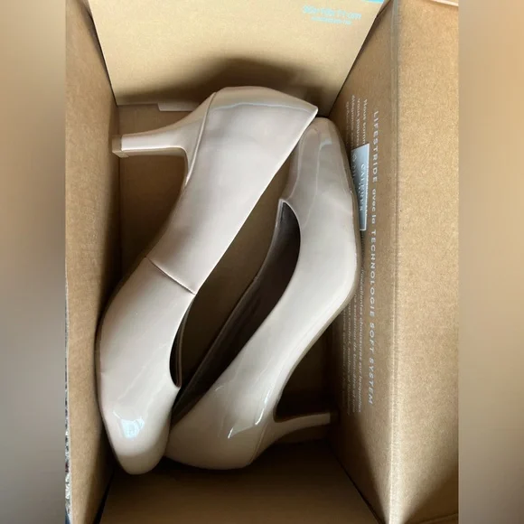 NEW IN BOX Lifestride Parigi Pumps - Picture 7 of 8